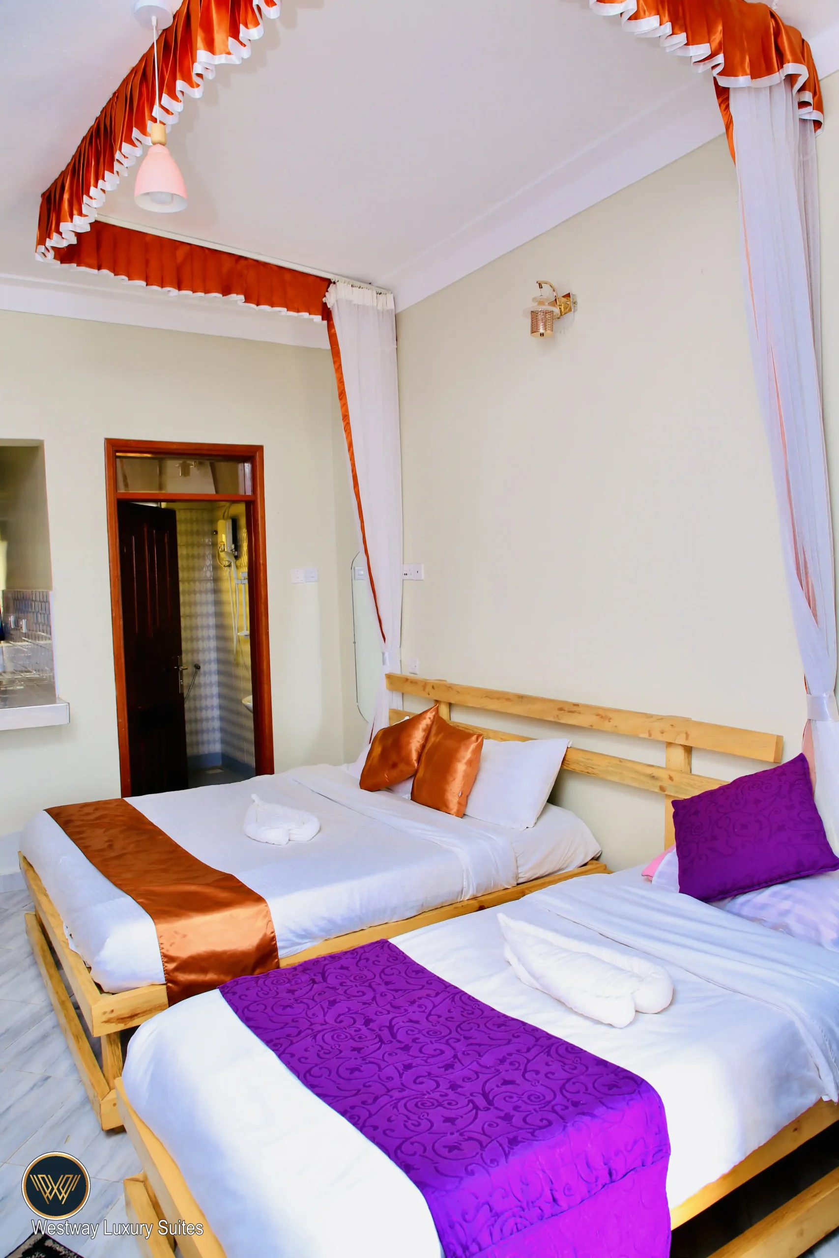 Twin Deluxe Room with two separate beds